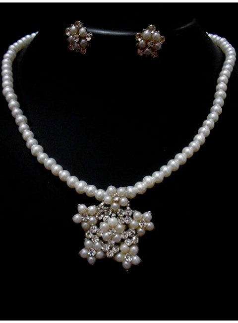 Pearl Necklace